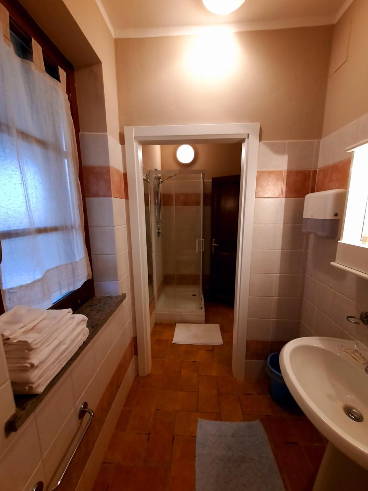 דירות פניקאלה Leonaerdo Guests House חדר תמונה